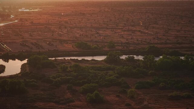 Bakersfield Oil Field on the Kern River