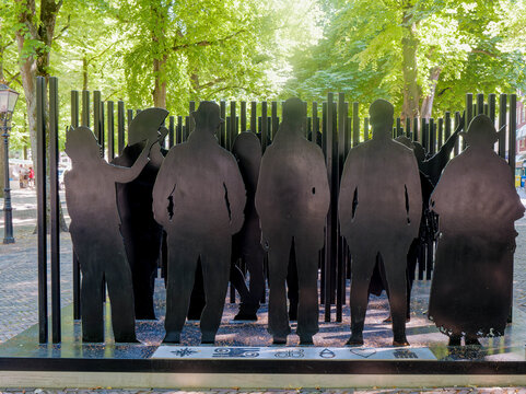 Slavery Memorial on Lange Voorhout