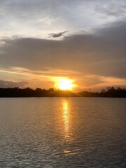 Obraz premium sunset over water
