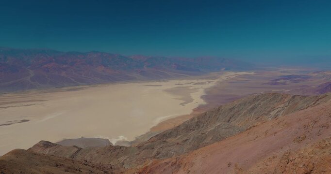 Dante&rsquo;s View Overlooking Badwater Basin in Death Valley National Park