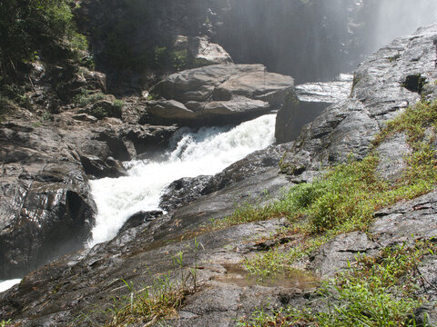 Heo Lom Waterfall phato district chumphon province high water volume	