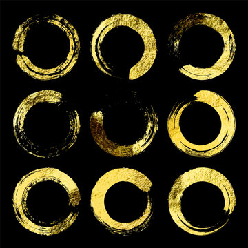 Golden grunge circles, brush strokes, lines, ink smudges, hand-drawn scribble shapes. Handmade sketchy marks, acrylic stains, charcoal streaks. Paint textures, dry brush effect. Vector illustration