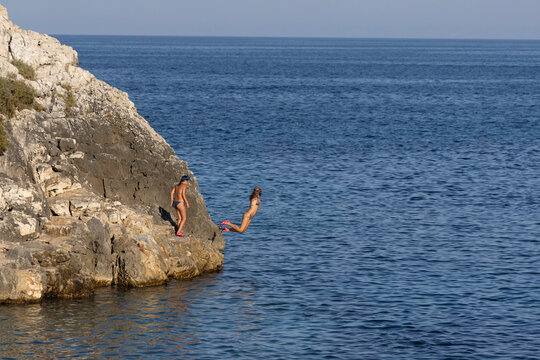 Tuffandosi nel Salento