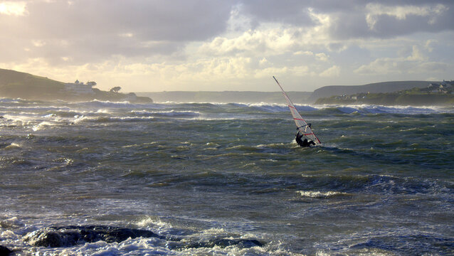 windsurfing on choppy sea