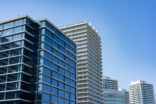 ビル　青空