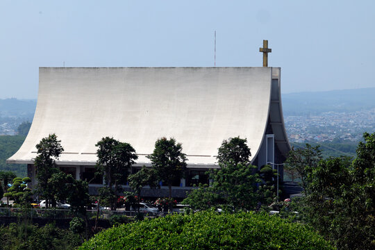 Nui Cui Marian Shrine Thong Nhat Vietnam