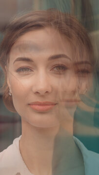 Premium Overlays Prismatic 1 VERTICAL &ndash; Prism Light Effects, Rainbow Refraction Overlays and Cinematic Glass Dispersion Visuals for Video Editing and Motion Graphics