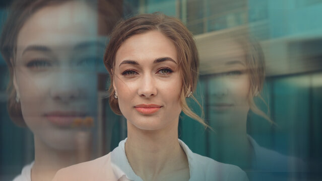 Premium Overlays Prismatic 1 &ndash; Prism Light Effects, Rainbow Refraction Overlays and Cinematic Glass Dispersion Visuals for Video Editing and Motion Graphics