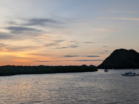 Baie de Kalong