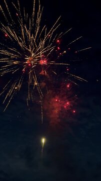 Reverse Slow Motion Fireworks Display, Rewind Firework Explosion Effect in 4K