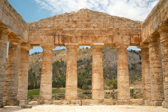 Ancient Doric Temple ruins at Segesta archaeological park