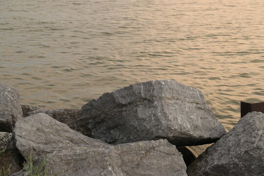 waves in the water