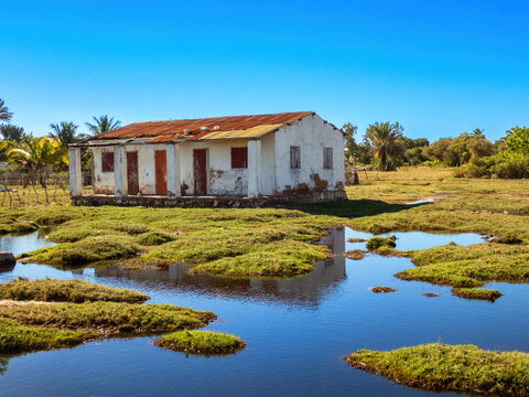 Abandoned Dwelling along route Ancienne N9 from Toliara to Andavadoaka, Madagascar