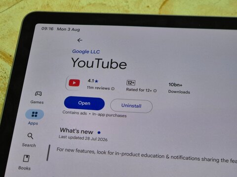 YouTube App Page on Google Play Store Displayed on Tablet Screen. Pamekasan, Indonesia - Aug 03, 2026.