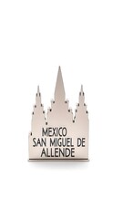 Fototapeta premium Mexico San Miguel de Allende church silhouette at dusk.