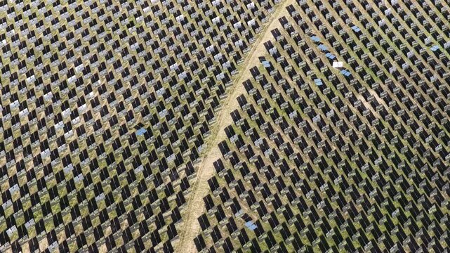 The Solar Oasis: A Hybrid CSP and PV Power Complex