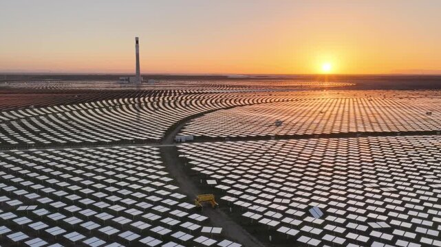 Radiant Geometry: The Dawn of Concentrated Solar Power
