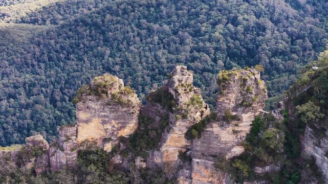 The Three Sisters Rock Formations in Blue Mountains Australia