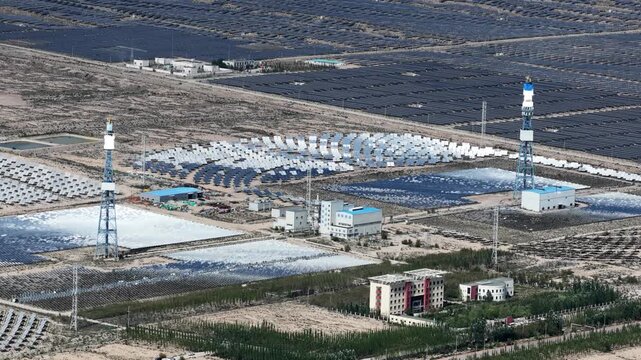The Solar Oasis: A Hybrid CSP and PV Power Complex	
