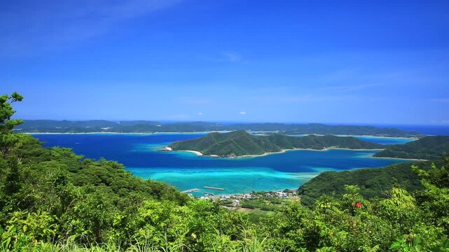 龍郷湾とコウトリ崎と喜界島