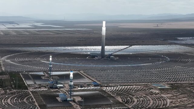 The Solar Oasis: A Hybrid CSP and PV Power Complex