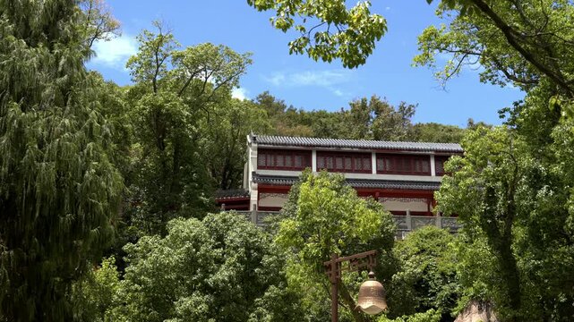 The view of Buddhist dormitory buildings at Putuo Mountain (4K25p)