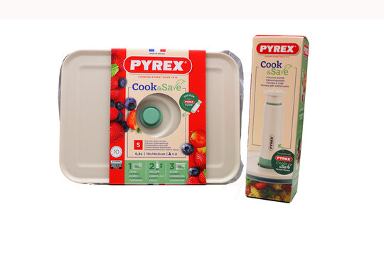 Boite alimentaire et la pompe pour conservation sous vide