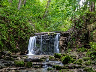 Waterfall at the ruins of the mill in Stare Brusno. © Adam