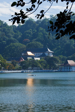 A temple of the Tooth (Dalada Maligava) - very important Buddhist shrine. Kandy, Sri Lanka