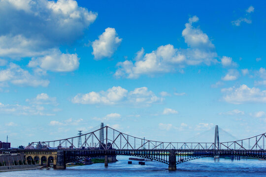 Eads, Martin Luther King and Stan Musial Veterans Bridges over the Mississippi River, St. Louis, Missouri