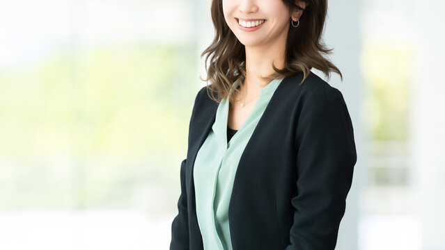 微笑む女性・ビジネスウーマン, Smiling Businesswoman