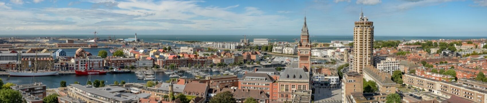 Panoramic view of the ctiy of Dunkerque