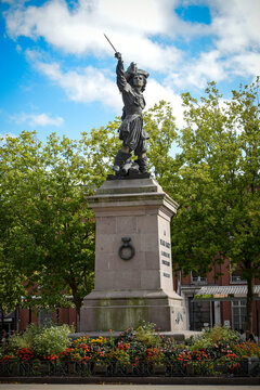 View of the statue of Jean Bart on the city of Dunkerque