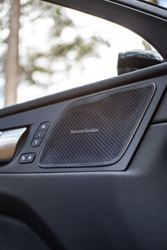 Volvo XC60 Harman Kardon speaker grille, Luxury SUV interior premium sound system logo