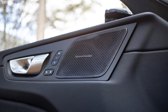 Volvo XC60 Harman Kardon speaker grille, Luxury SUV interior premium sound system logo