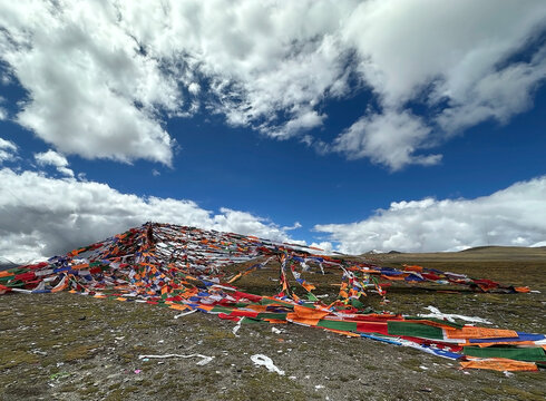 Prayer flags at Mount Everest National Reserve entry point, Tibet, China