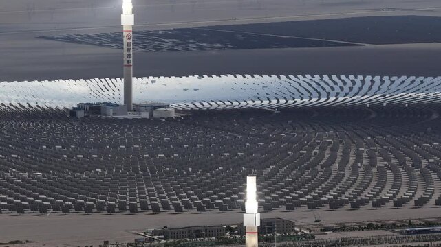 The Solar Oasis: A Hybrid CSP and PV Power Complex