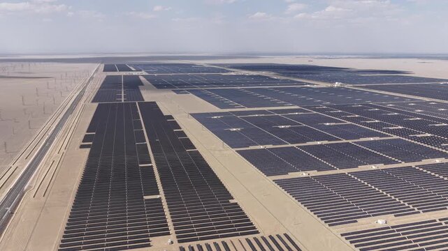 Reflecting the Sun: A Close-Up View of a Tower CSP Plant