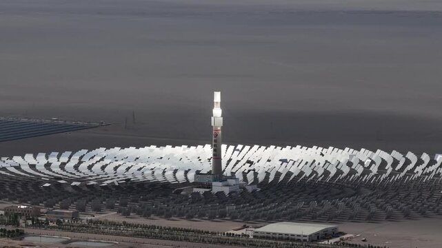 The Solar Oasis: A Hybrid CSP and PV Power Complex
