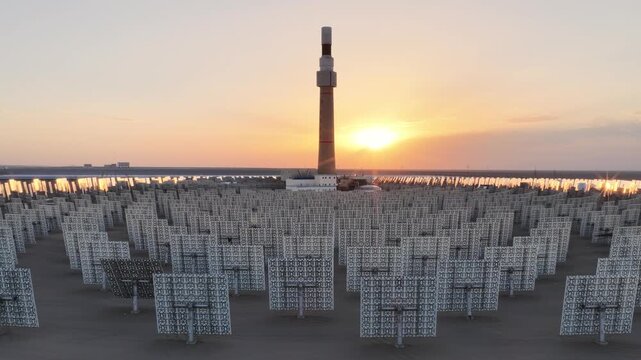 Hybrid power plant integrating concentrated solar power and photovoltaic power generation