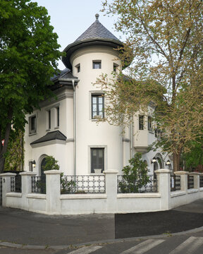 Neo-Romanian villa in Bucharest
