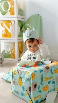 Baby's first birthday celebration with a gift