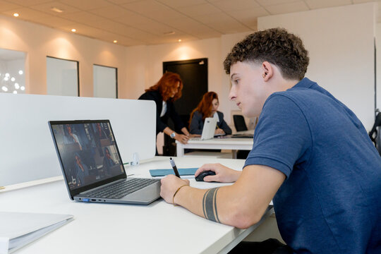 MBA student attend online class in modern business school