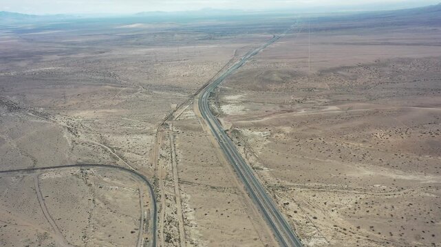 video aereo tren minero en desierto 00003