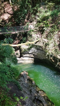 Gorges de l'Areuse, Suisse