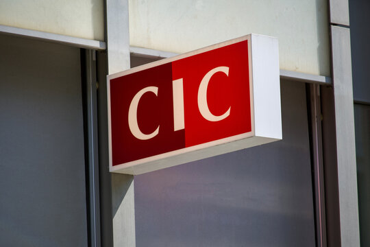 Bank CIC second red logo sign at private banking branch entrance in Zurich