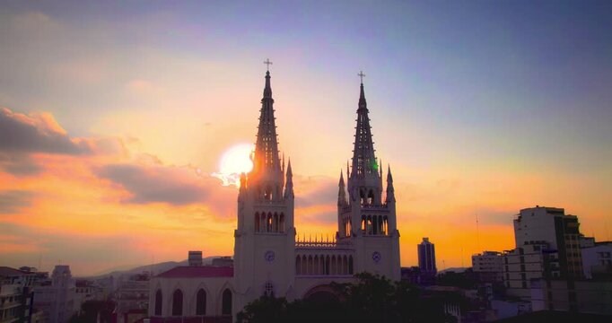 Guayaquil_Metropolitan_Cathedral_Sunset_Aerial_4K_23.976_ProRes422HQ