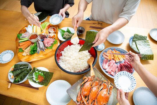 鮪の手巻き寿司、日本料理、家庭料理