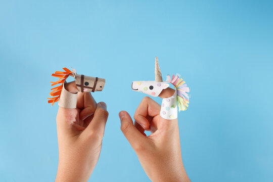 Handmade paper horse unicorn finger puppets craft educational toys for kindergarten school kids creativity and DIY workshops business