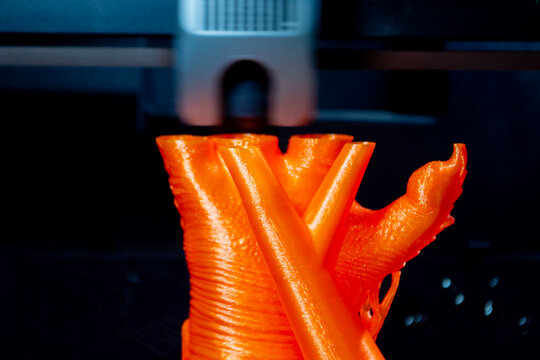 Process printing on 3D printer. The 3D printing process from molten plastic
